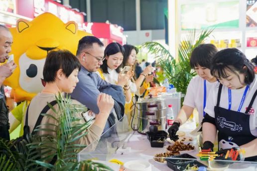 糖酒会,成都糖酒会,2025糖酒会,2025成都糖酒会,春季糖酒会,2025成都春季糖酒会,糖酒商品交易会,2025全国糖酒商品交易会,春糖,成都春糖,2025成都春糖 第110届成都春糖现场 (23).jpg